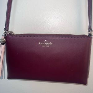Kate Spade New York Ivy Street Amy
Crossbody